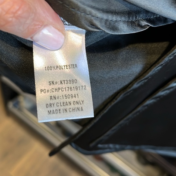 NWT Gorgeous top black sz small fits like XS - Picture 8 of 8